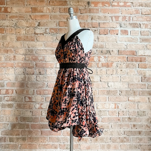 Abstract Print Dress with Beaded Detail - Picture 12 of 16